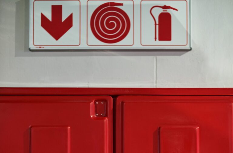 Fire equipment signs in case of emergency, RTek Fire Solutions.